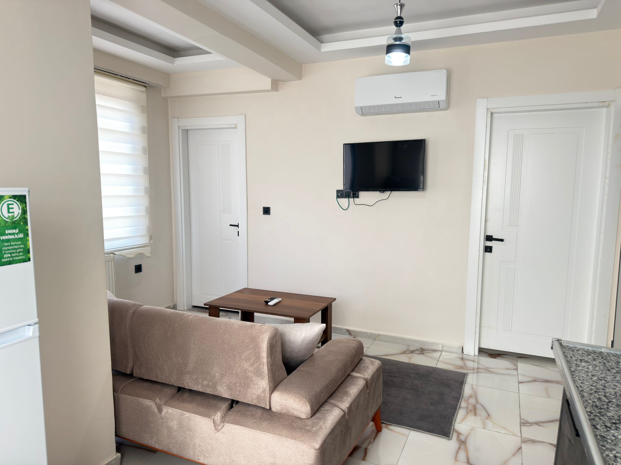 Standart apart oturma alanı